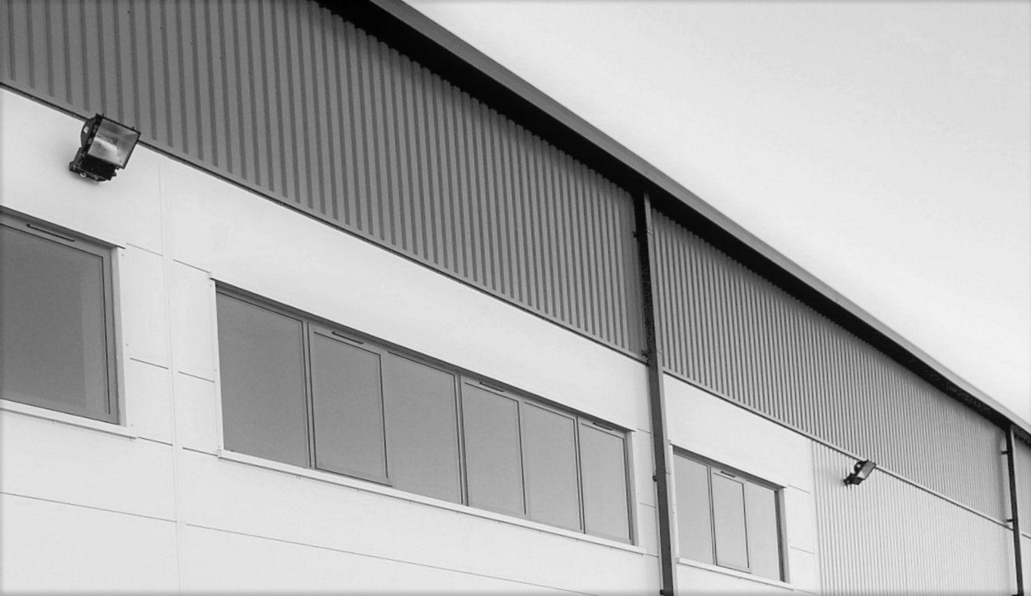 Commercial Builder Melbourne Victoria Loumain